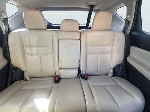 Used 2023 Nissan Murano SV AWD/4WD image 16