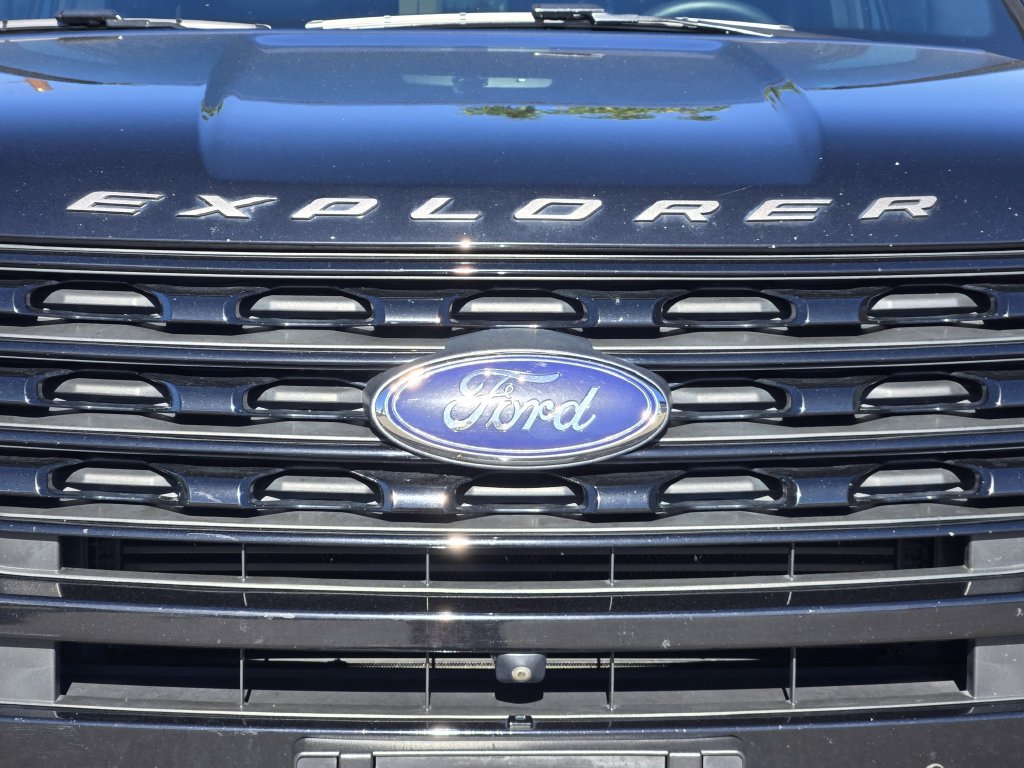 Used 2016 Ford Explorer Sport w/ Equipment Group 401A AWD/4WD image 12