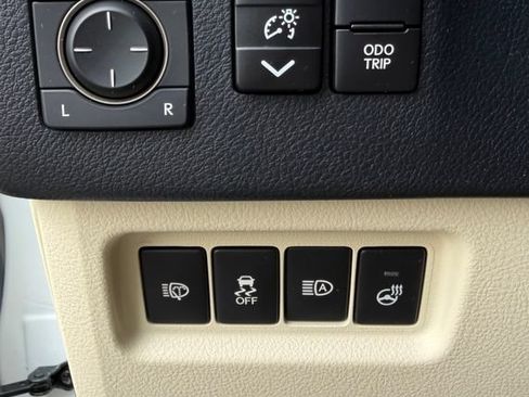 Certified 2023 Lexus GX 460 Premium AWD/4WD image 16