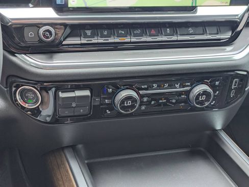 New 2026 Chevrolet Silverado 2500 High Country w/ High Country Premium Package AWD/4WD image 22