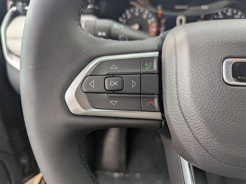 New 2026 Jeep Compass Limited image 17