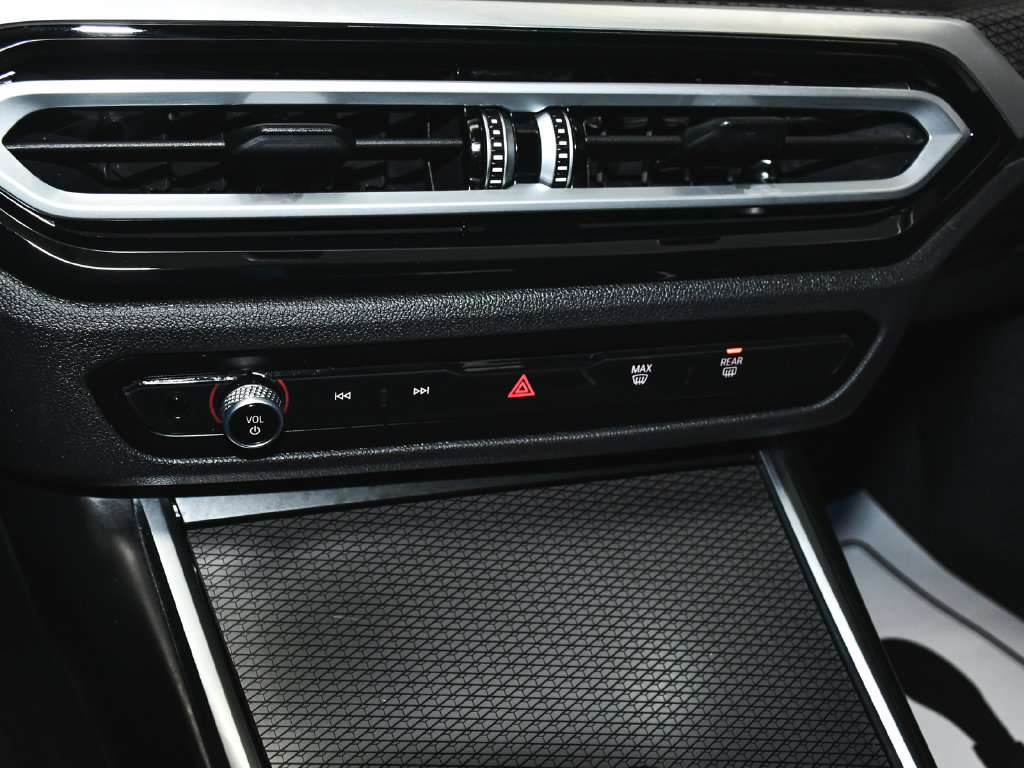 Used 2024 BMW M3 Competition AWD/4WD image 40