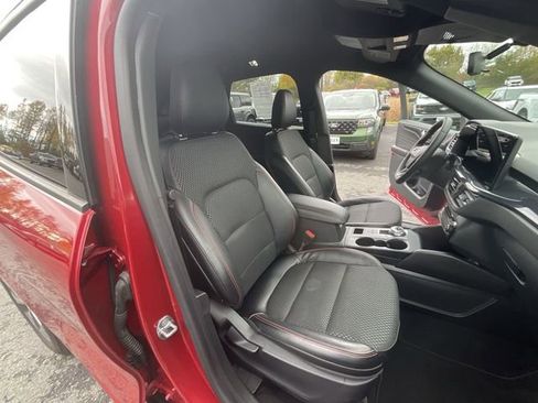 Certified 2024 Ford Escape ST-Line Select w/ Tech Pack #1 image 24