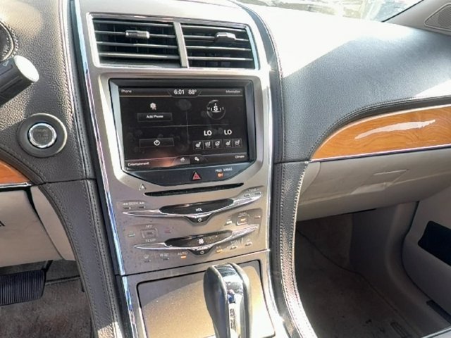 Used 2015 Lincoln MKX AWD w/ Equipment Group 101A image 12