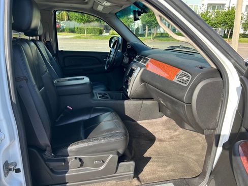 Used 2008 GMC Yukon 2WD Hybrid image 15