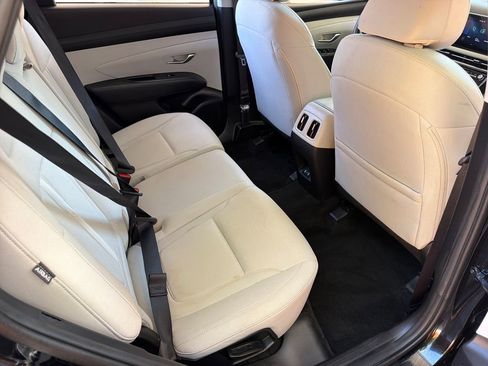 Used 2025 Hyundai Tucson SEL FWD image 31