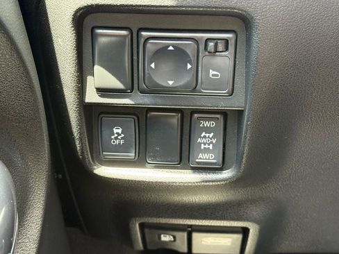 Used 2014 Nissan Juke S AWD/4WD image 19