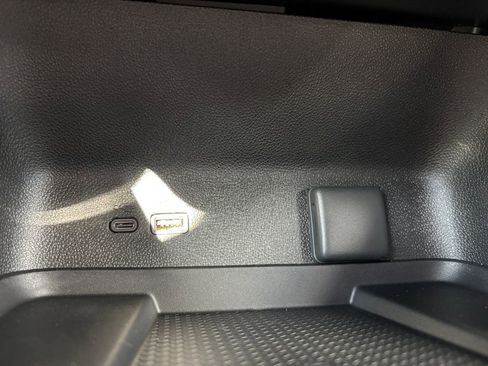 New 2026 Chevrolet Traverse LT image 23