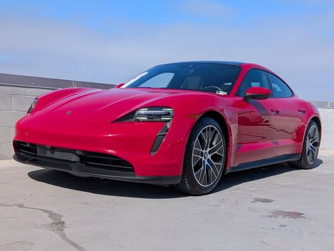 Used 2023 Porsche Taycan image 1