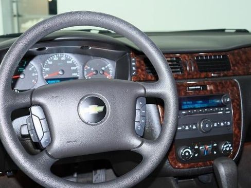 Used 2016 Chevrolet Impala LTZ image 17