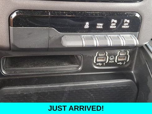 Used 2021 RAM 1500 Big Horn AWD/4WD image 24