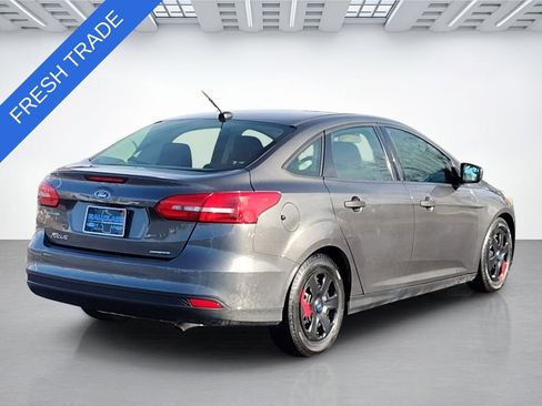 Used 2015 Ford Focus S image 3