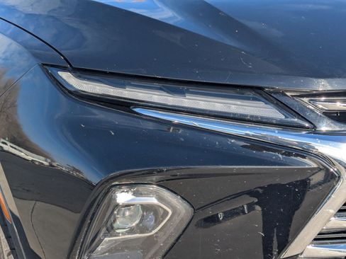 Certified 2023 Chevrolet Blazer Premier w/ Driver Confidence II Package image 10