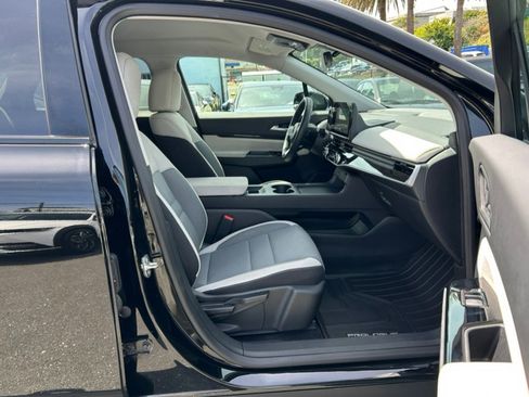 Used 2024 Honda Prologue EX image 38