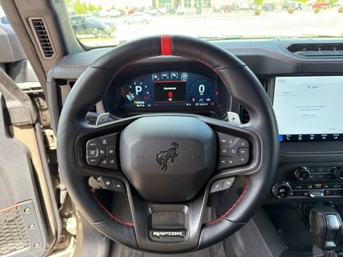 Used 2025 Ford Bronco Raptor AWD/4WD image 14