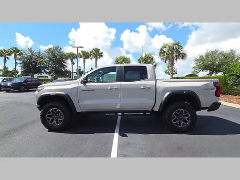 New 2026 Chevrolet Colorado ZR2 w/ Technology Package AWD/4WD image 23