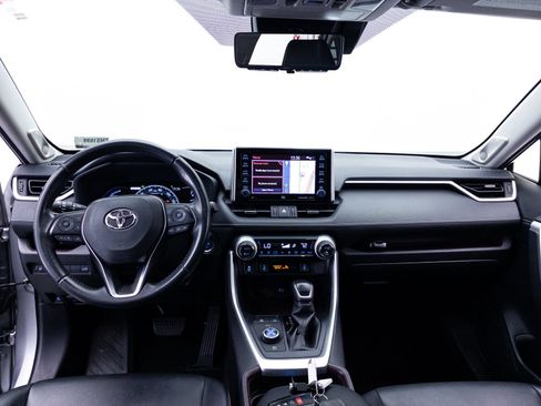 Used 2019 Toyota RAV4 Limited w/ Carpet Mat Package AWD/4WD image 23