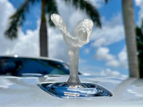 Used 2020 Rolls-Royce Wraith RWD image 24