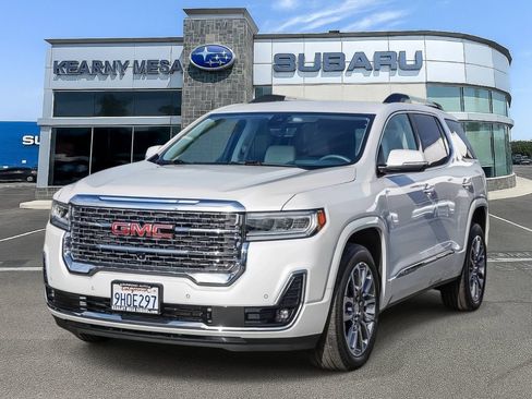 Used 2023 GMC Acadia Denali w/ Denali Technology Package AWD/4WD image 3