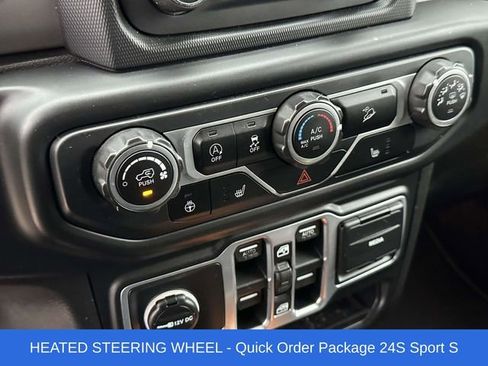 Used 2018 Jeep Wrangler Unlimited Sport S image 7