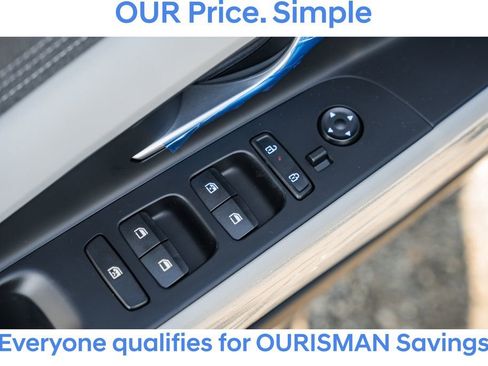 New 2025 Hyundai Elantra Limited image 34