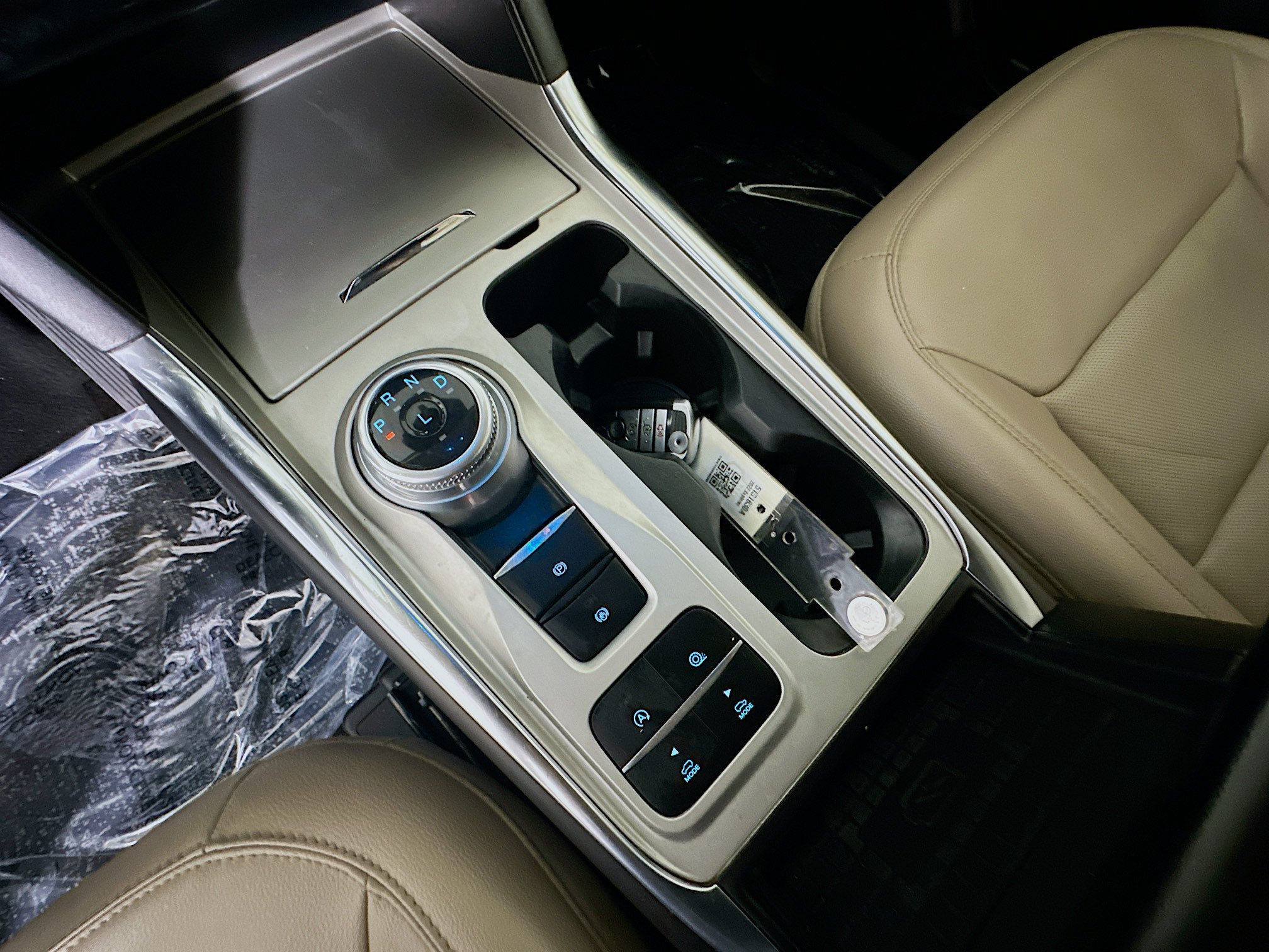 Used 2022 Ford Explorer Limited w/ Equipment Group 301A RWD image 22