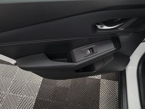 Certified 2025 Honda Accord SE image 13