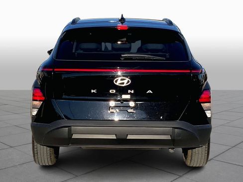 Certified 2025 Hyundai Kona SEL image 4