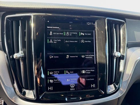 Used 2021 Volvo S60 T5 R-Design w/ Advanced Package image 25