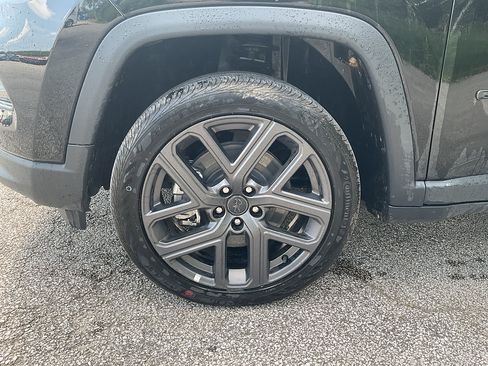 New 2026 Jeep Compass Limited AWD/4WD image 14