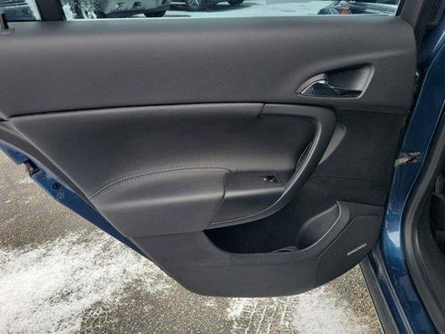 Used 2011 Buick Regal CXL w/ RL6 Preferred Equipment Group image 8