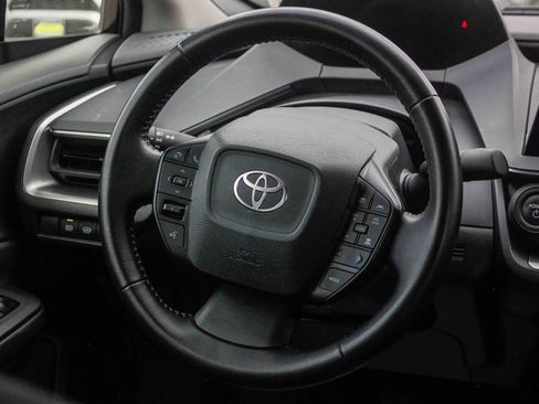 Used 2024 Toyota Prius LE image 15