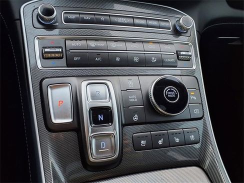 Used 2022 Hyundai Santa Fe Limited w/ Cargo Package image 20