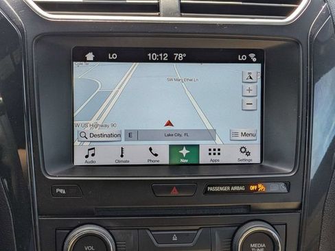 Used 2017 Ford Explorer XLT w/ Equipment Group 202A FWD image 28