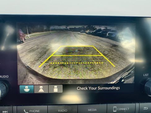 Used 2023 Honda HR-V LX image 22