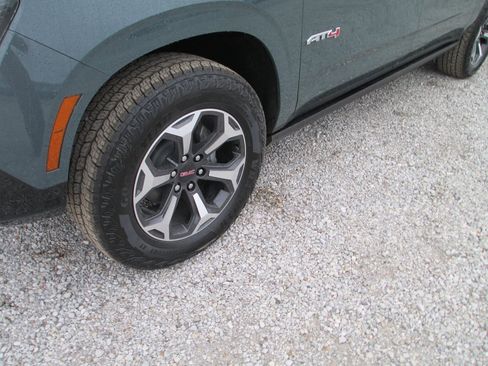 New 2026 GMC Yukon XL AT4 Ultimate image 10