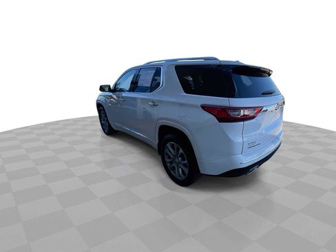 Used 2021 Chevrolet Traverse Premier image 6