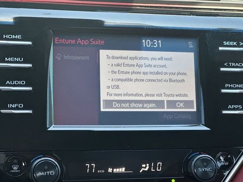 Used 2018 Toyota Camry XSE FWD image 14