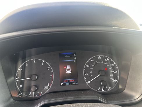 Used 2025 Toyota Corolla LE FWD image 6