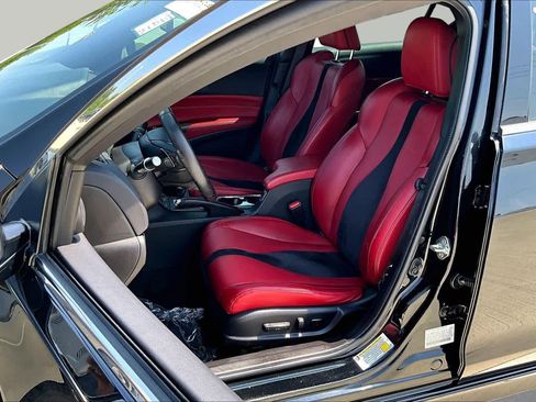Used 2019 Acura ILX FWD image 8