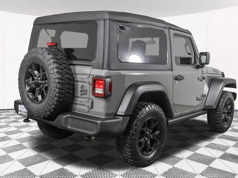 Used 2022 Jeep Wrangler Sport AWD/4WD image 15