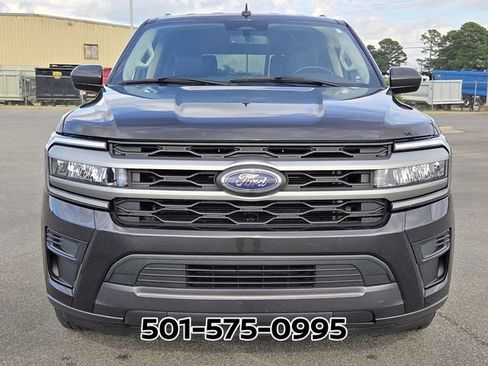 Used 2024 Ford Expedition XLT AWD/4WD image 5