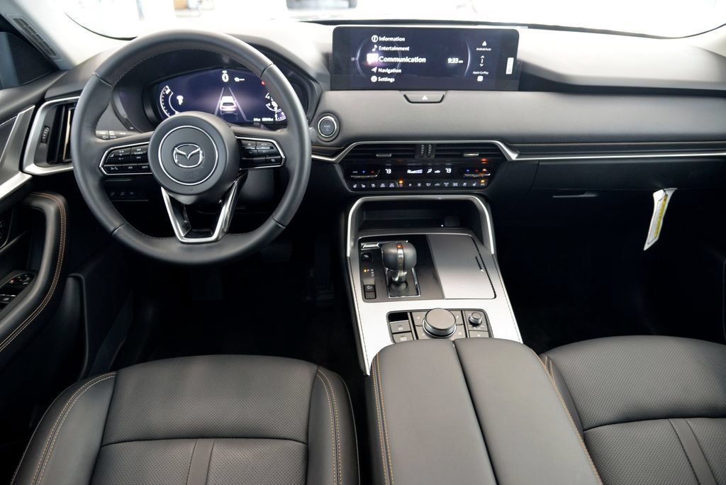 Certified 2026 MAZDA CX-90 Plug-In Hybrid w/ Preferred AWD/4WD image 17