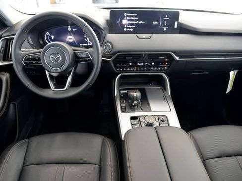 Certified 2026 MAZDA CX-90 Plug-In Hybrid w/ Preferred AWD/4WD image 17