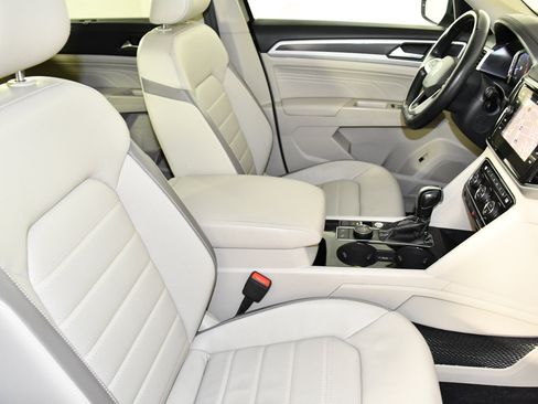 Used 2021 Volkswagen Atlas SEL Premium AWD/4WD image 42