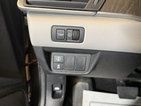 Used 2019 Honda Accord EX image 19