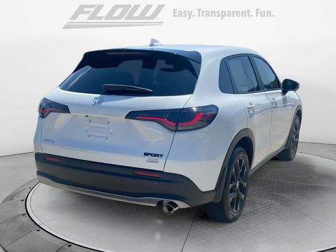 Certified 2025 Honda HR-V Sport image 9
