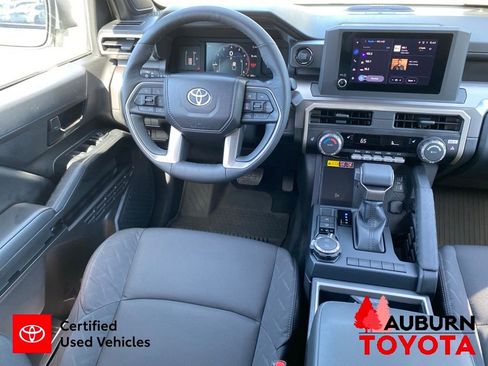 Certified 2025 Toyota Tacoma SR5 AWD/4WD image 27