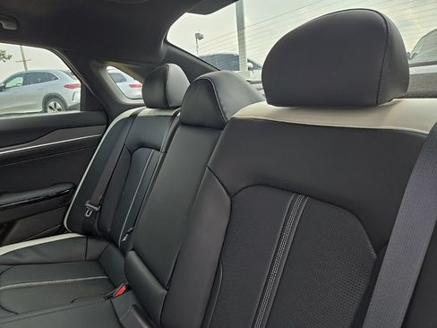 Certified 2025 Kia K5 GT-Line w/ GT-Line Premium Package AWD/4WD image 37