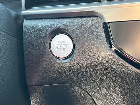 New 2026 Kia Sorento S image 25